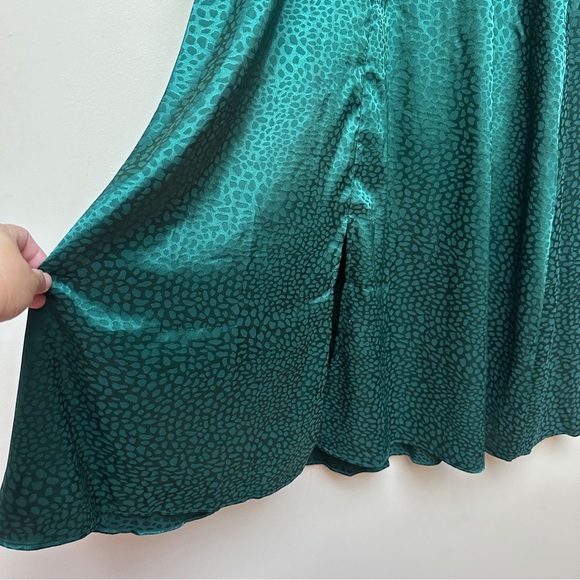 Julia Jordan Green Tie Neck Satin Midi Dress Size 14 - Picture 8 of 16